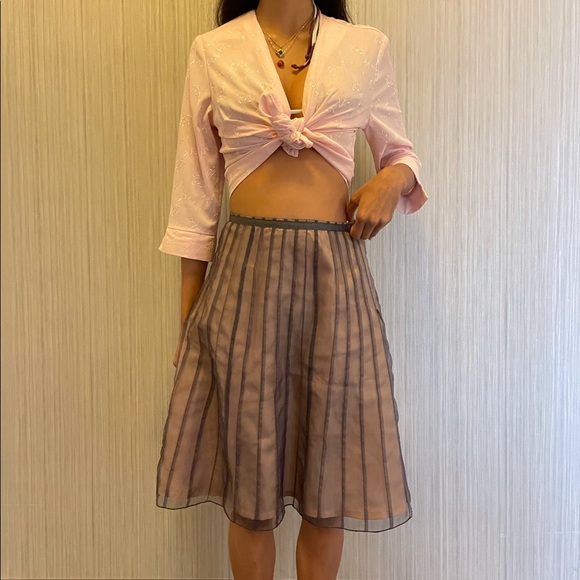 Parisian style skirt - Picture 2 of 3